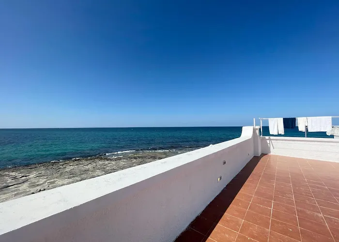 Apartment Seaside Paradise - Barihouses